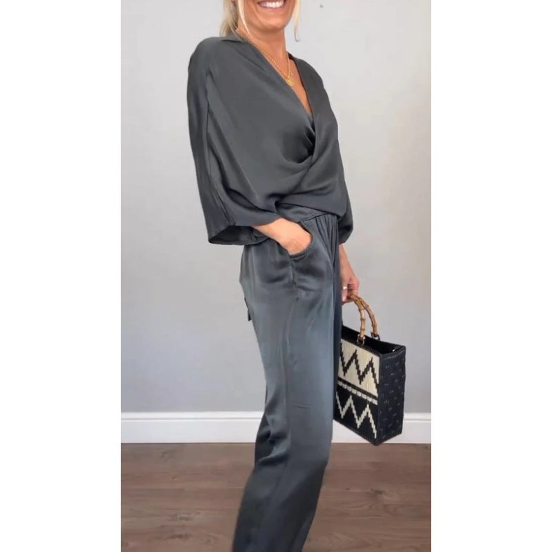 Julia™ - Elegant Topp och Byxset med V-Hals