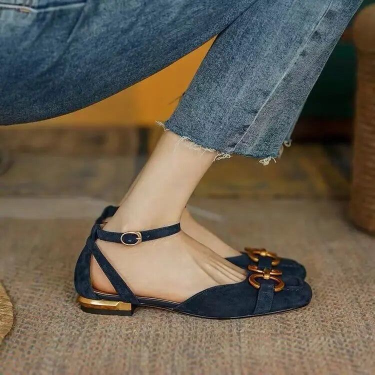 Mathilda | Stängda Sandaler med Spänne