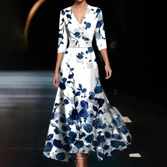 Julia™ – Elegant Blommig Stil