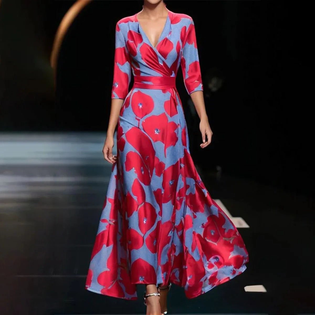 Julia™ – Elegant Blommig Stil